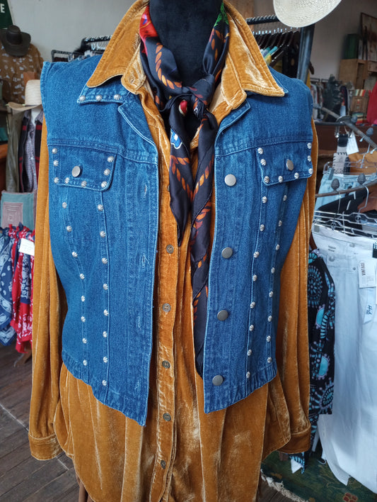 Sz Medium Studded Vintage Stonebridge Vest