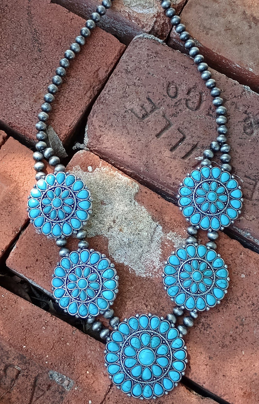 Cluster Style Fashion Western Necklace