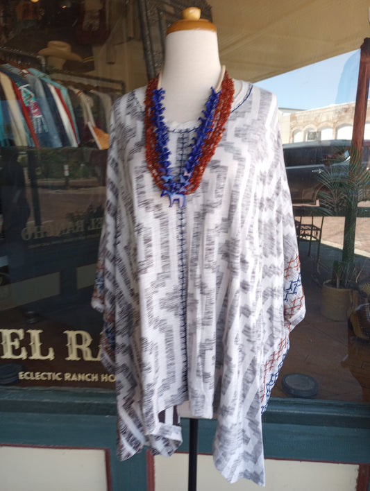 DD Ranchwear embroidered poncho/tunic