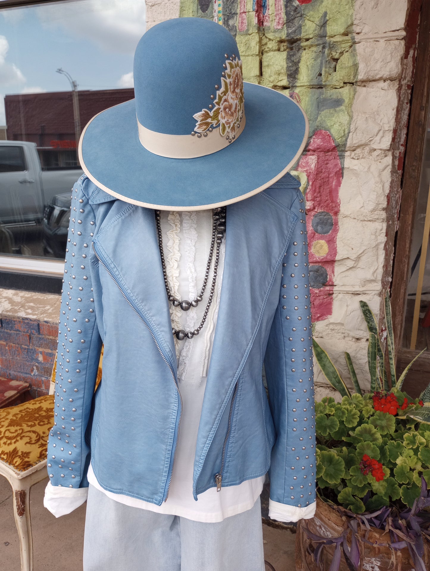 Colorado Skies Blue Faux Leather Jacket Sz Large/first like a Medium