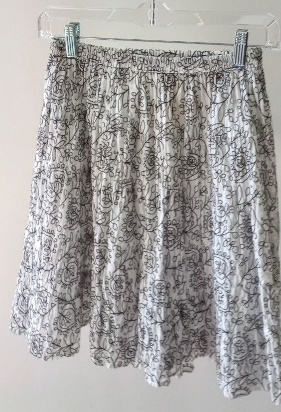 Vintage DD Ranchwear Embroidered Short Broomstick Style Skirt Sz XS
